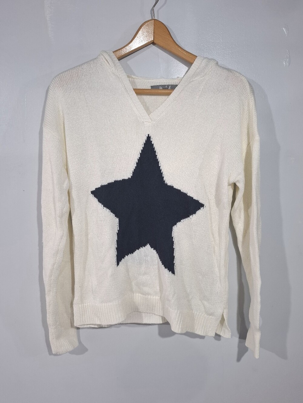 Marled Cream Hoodie Sweater Navy Blue Star Long Slevees Sz S